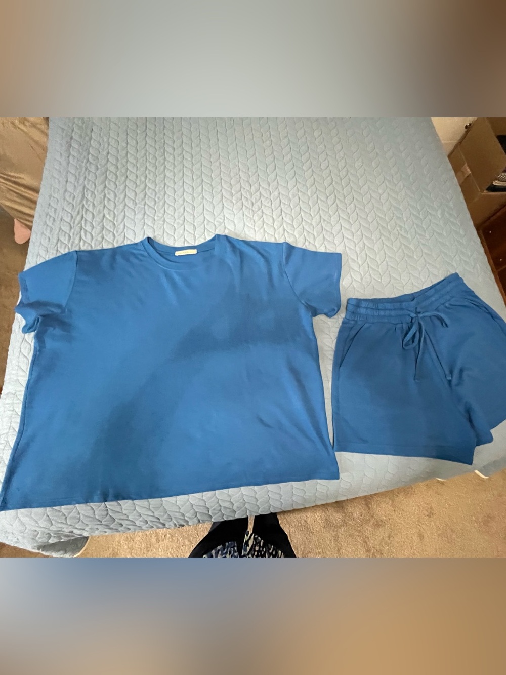 Zenana Outfitters Blue Crewneck Tee and Shorts, Sz M oversized.